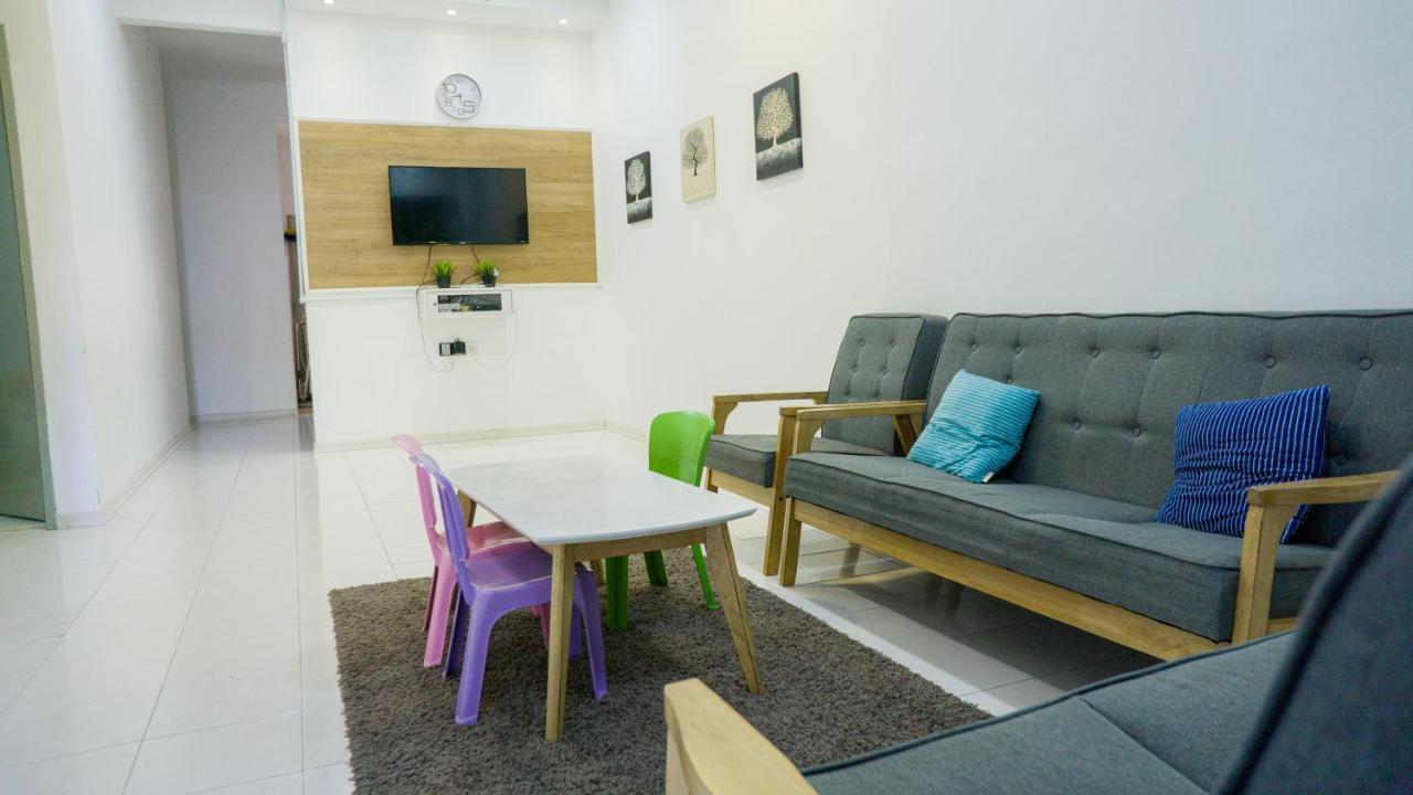 Nikqi'S Homestay Temerloh Esterno foto