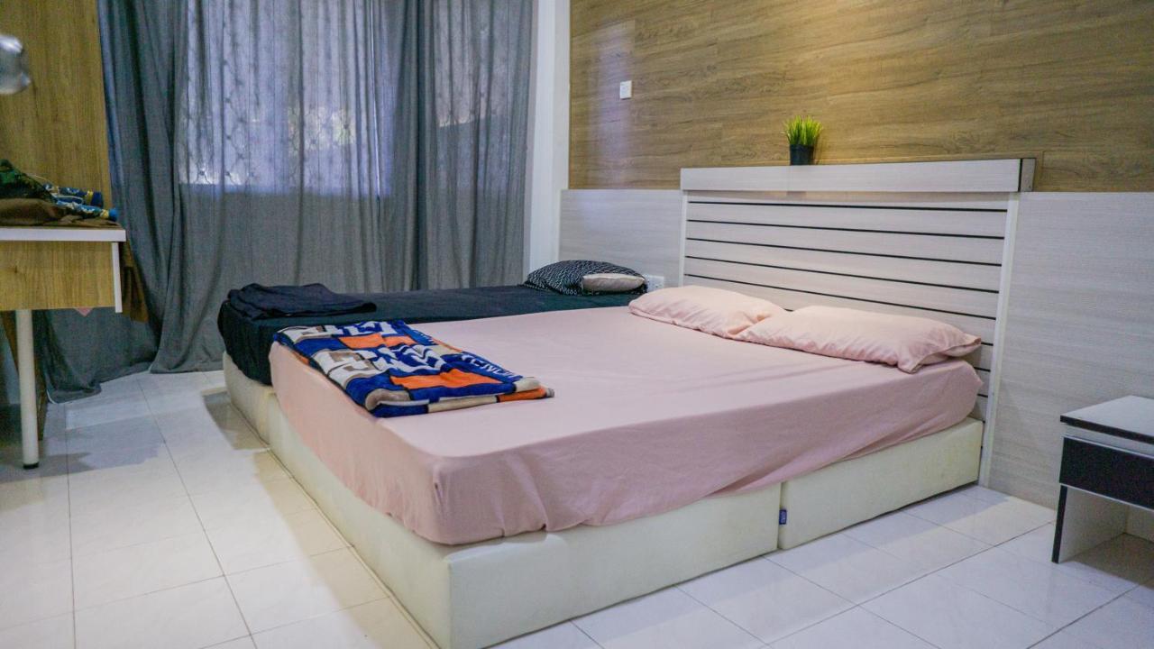 Nikqi'S Homestay Temerloh Esterno foto