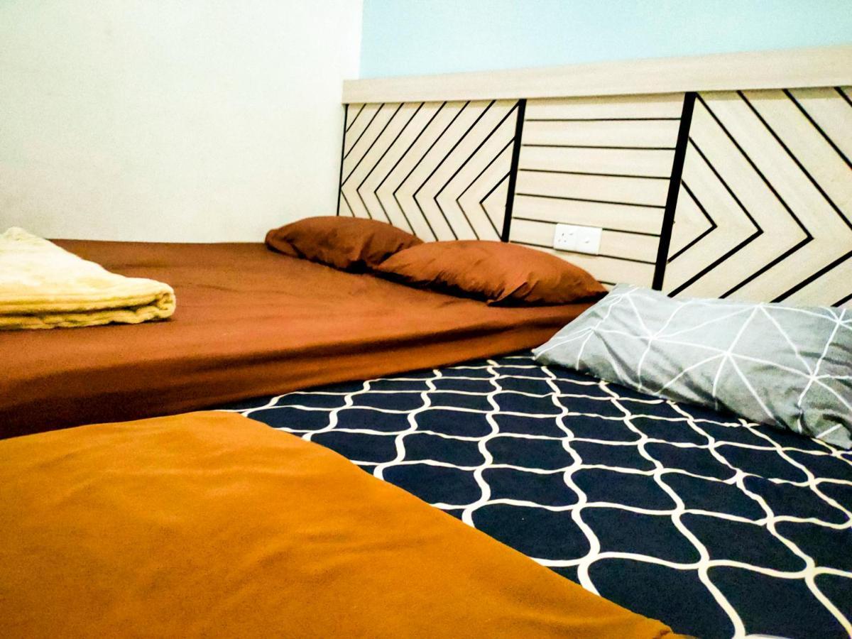 Nikqi'S Homestay Temerloh Esterno foto