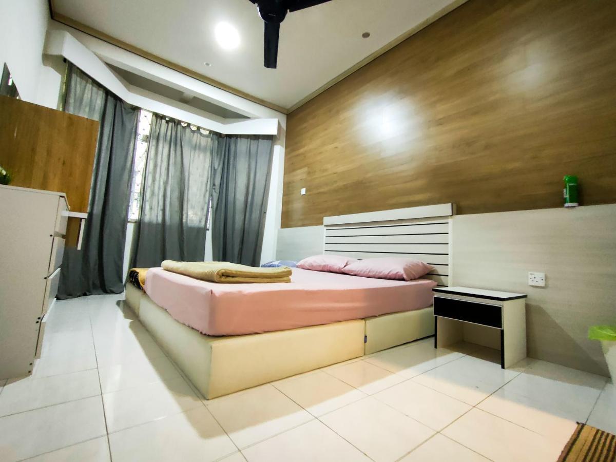 Nikqi'S Homestay Temerloh Esterno foto